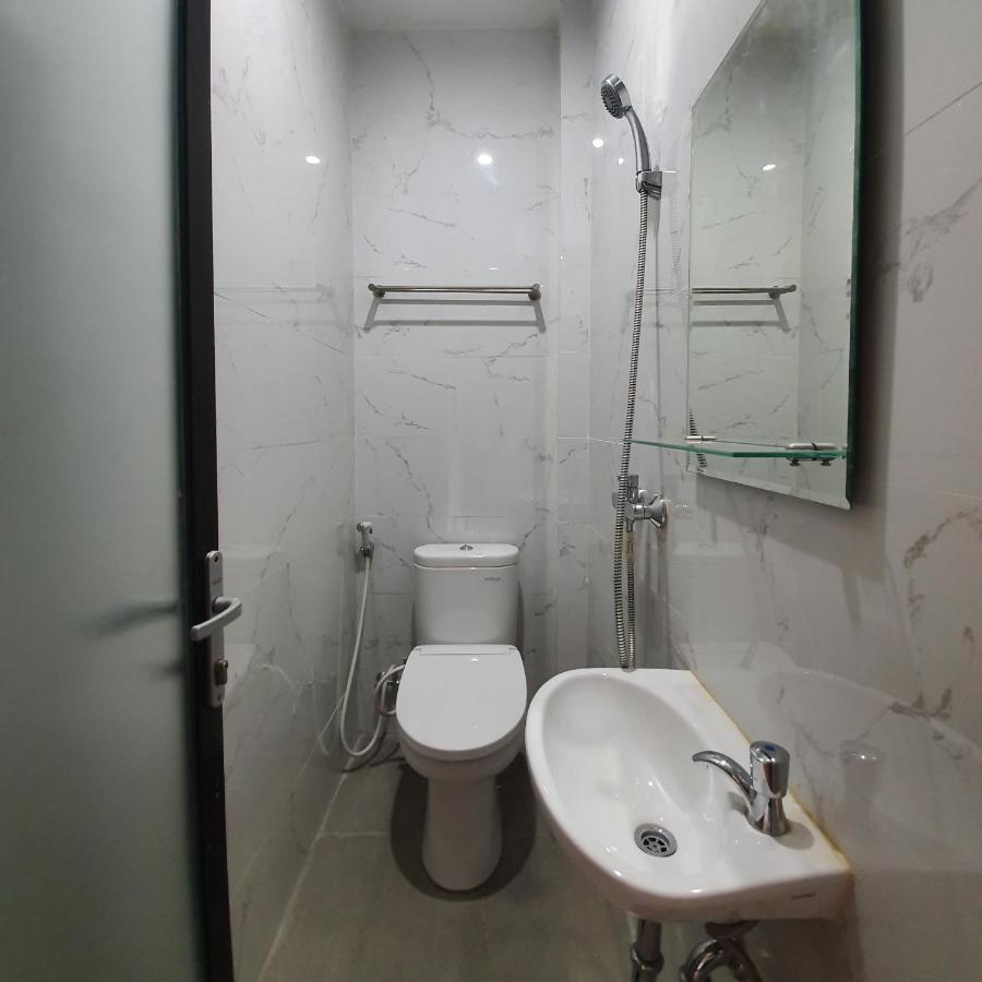 Circle One Hotel Палембанг Екстериор снимка